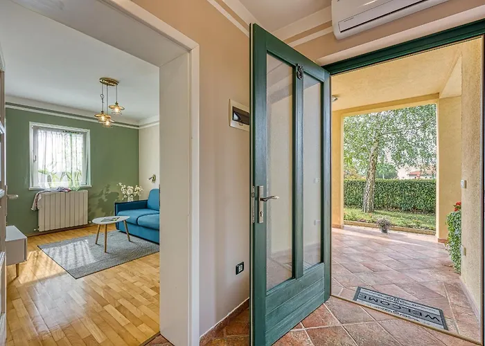 Πανσιόν Mare Ρόβινι