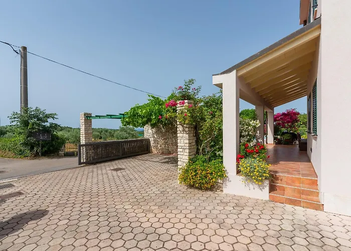 Πανσιόν Mare 3*