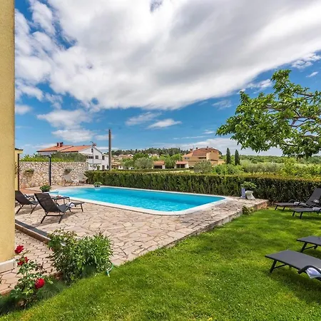 Guest house Mare 3*