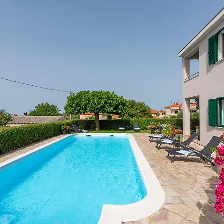 Guest house Mare 3*